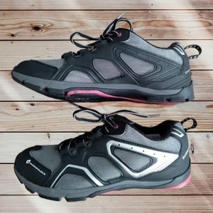 Womens shimano cw40 cycling shoes Size 7.2